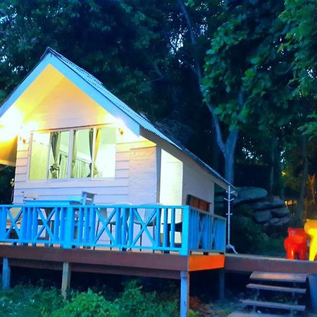 Ban Sairung Hotell Rayong Exteriör bild