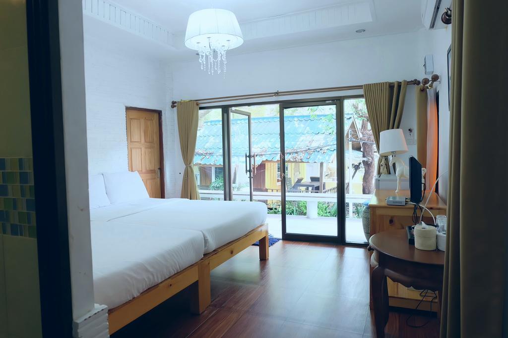 Ban Sairung Hotell Rayong Exteriör bild